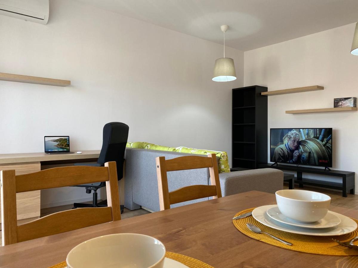 Glam Apartments Lipatti Near Iulius Mall And City Center Тімішоара Екстер'єр фото