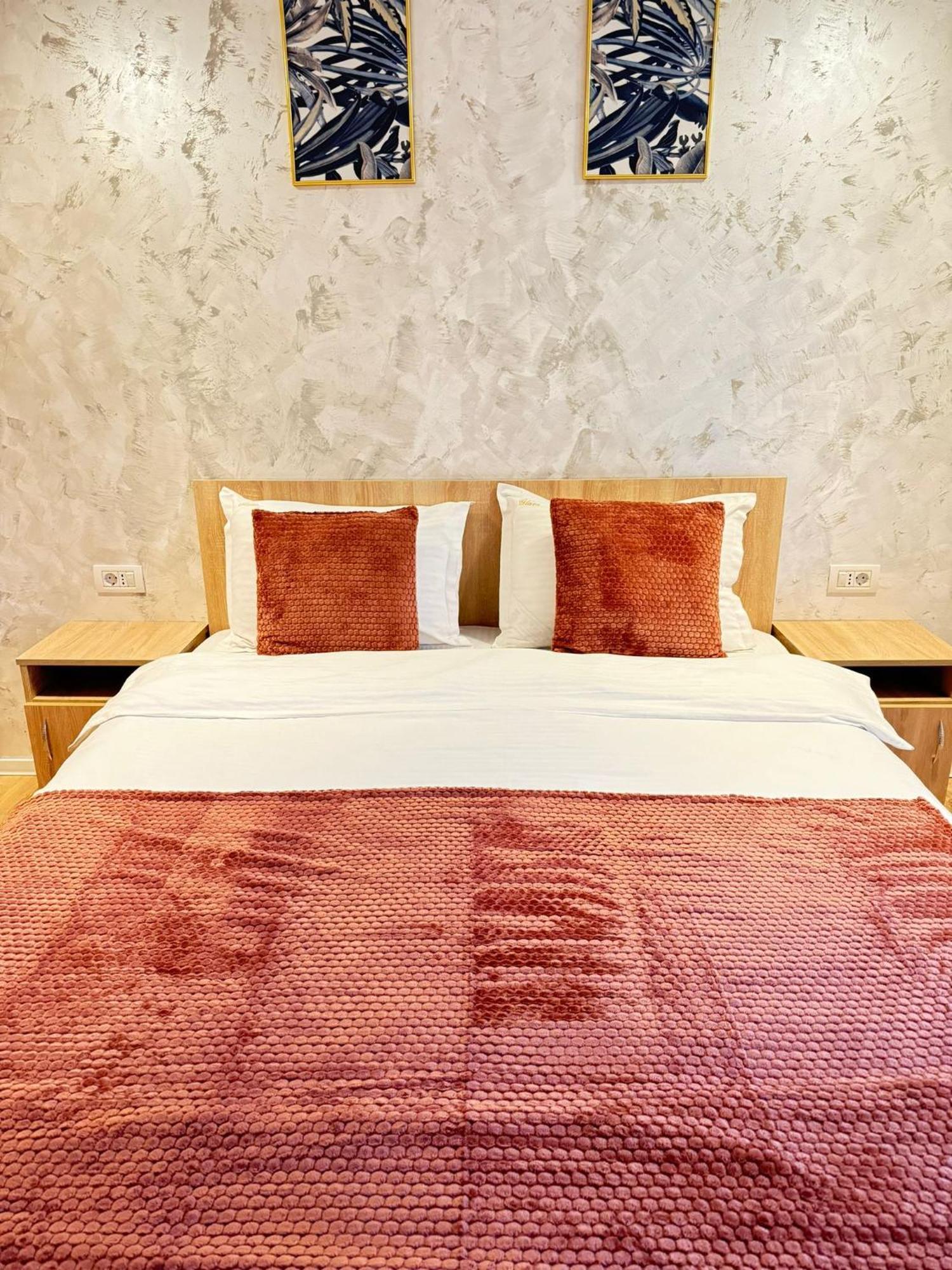 Glam Apartments Lipatti Near Iulius Mall And City Center Тімішоара Екстер'єр фото